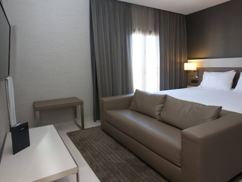 AC HOTEL COLON VALENCIA BY MARRIOTT