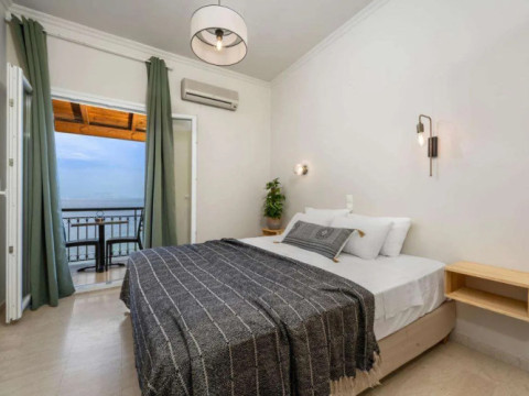 9 Muses Sea View Mansion