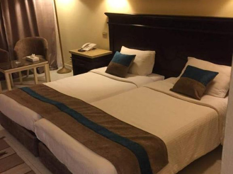 CATARACT RESORT