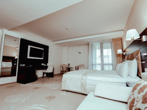 GRAND HOTEL COROANA.