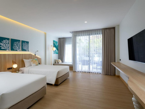 Phuket Emerald Beach Resort