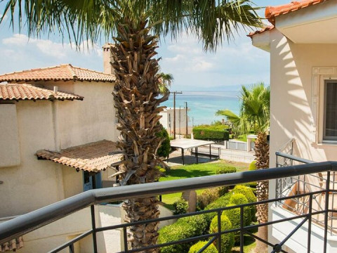 Sun Residence - Seaside Hotel  Suites