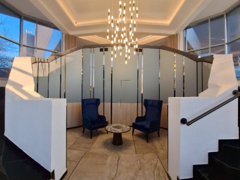 HOTEL UNIVERS T.