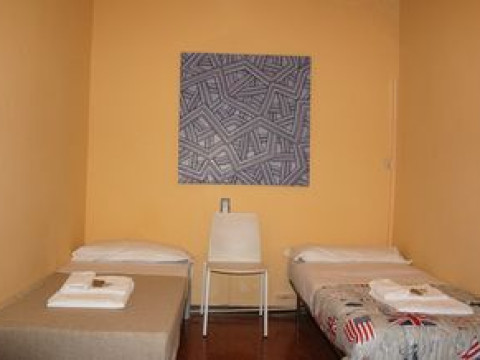 COLOMBO HOTEL AND HOSTEL