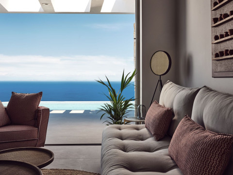 Etheria Luxury Villas & Suites
