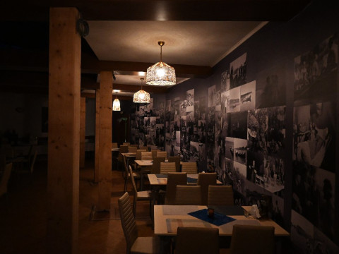 EGRETA BY HOXTON.
