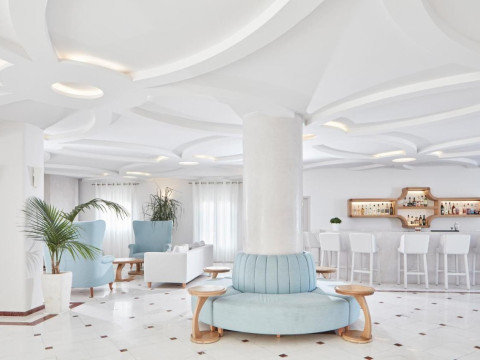 Santorini Palace
