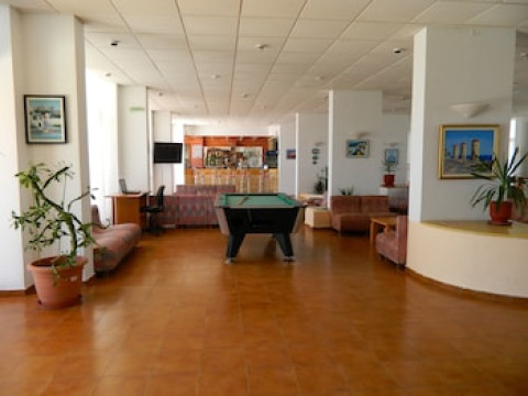 HOTEL TELHINIS