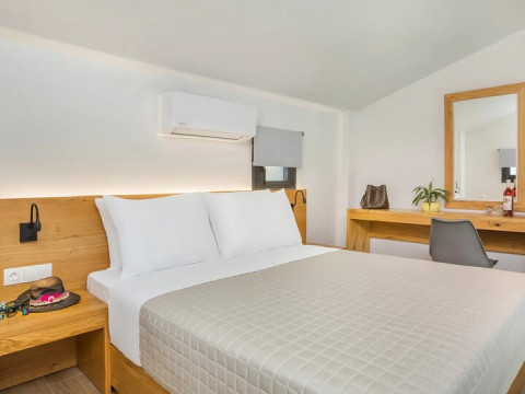 AlexMare Suites