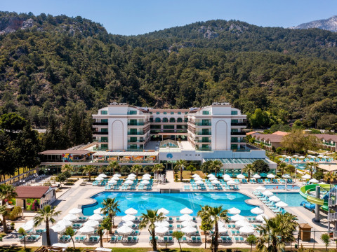 Dosinia Luxury