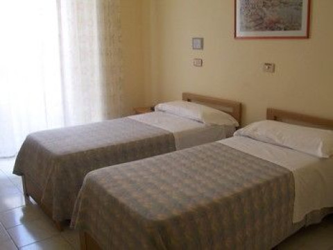 PENSIONE ROMEO HOTEL