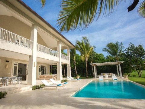 AMAZING GOLF VILLA AT LUXURY RESORT IN PUNTA CANA INCLUDES STAF