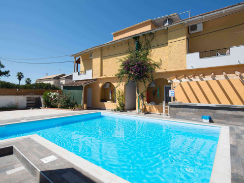 Kormoranos Hotel