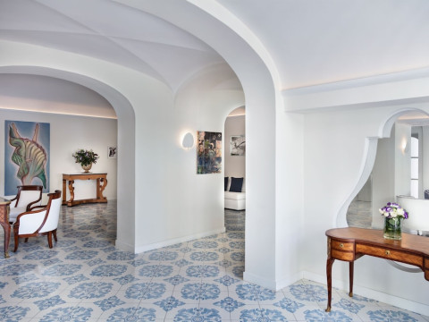 Pazziella Garden  Suites