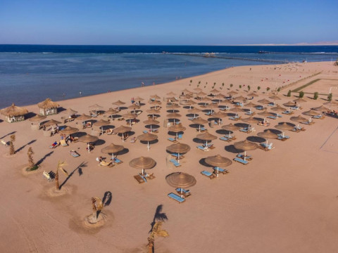 Amwaj Oyoun Resort