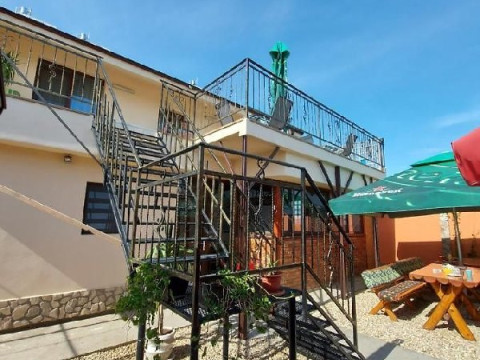 Camere de inchiriat CASA IV CM