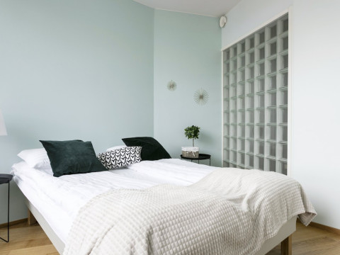 1BR APARTMENT WITH SPA IN KAMPPI CENTER