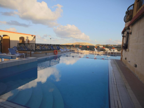 Soreda Hotel 