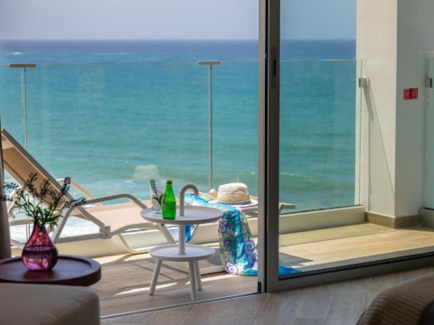 Leonardo Cypria Maris