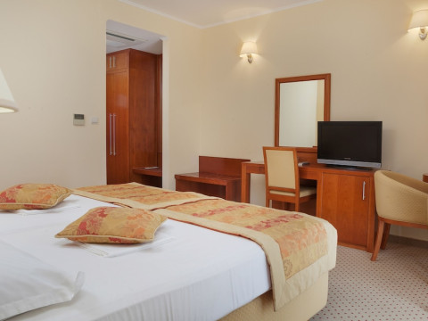 HOTEL BELLA VISTA
