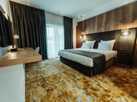 . Hotel IZA