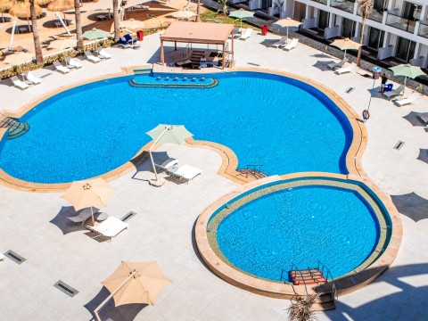 Amarina Saphir Beach Resort