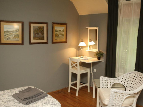RATIU HOUSE