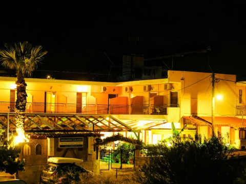 HOTEL GALAXIAS