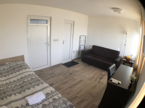 SAMUIL APARTMENTS
