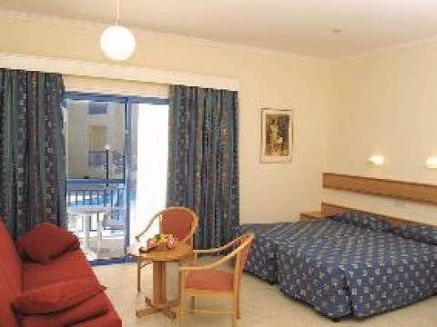 KISSOS HOTEL