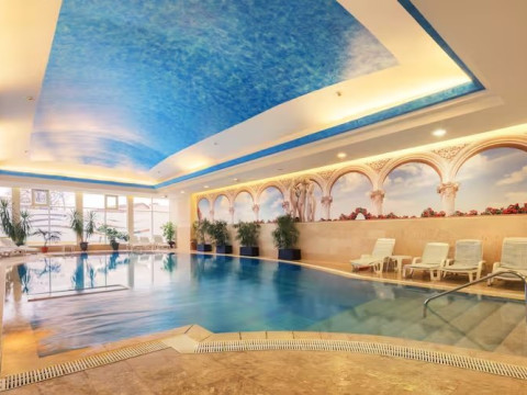 HILTON