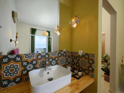 9 Muses Sea View Mansion