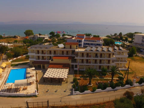 Prassino Nissi Hotel