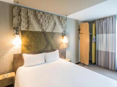 Hotel ibis Zurich Messe Airport