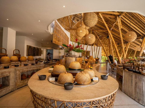 Eden Beach Resort & Spa