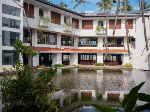 Tangerine Beach Hotel