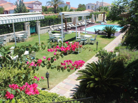 ALACATI MARINA PALACE