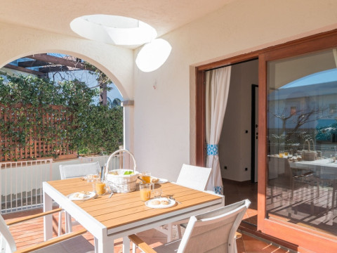 CELESTE HOUSE WITH POOL