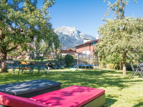 Apart Central Ã¢â‚¬â€œ Premium Mountain  Garden