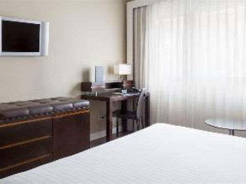 AC HOTEL IRLA BY MARRIOTT