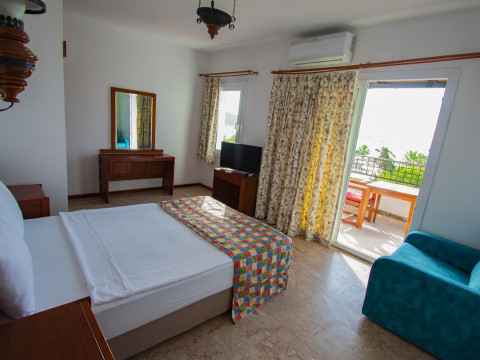 SAMI BEACH HOTEL