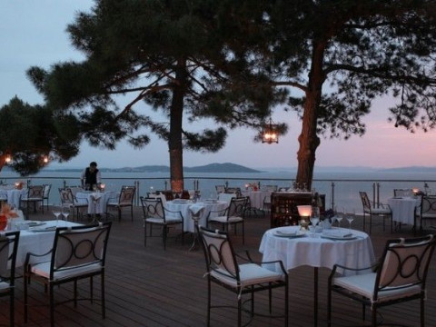 Eagles Palace Hotel