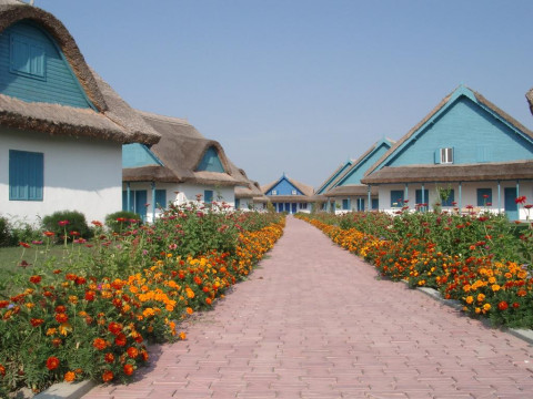 CORMORAN RESORT