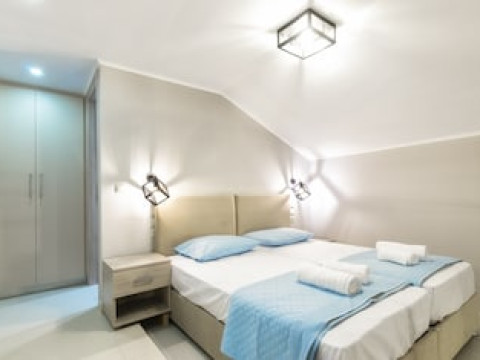 PEARL LUXURY LIVING