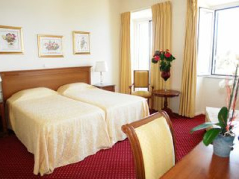 CAVALIERI HOTEL