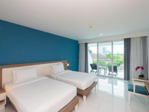 Pinnacle Grand Jomtien Resort & Beach Club