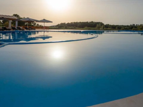 Ninos Laguna Holiday Resort