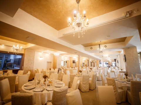 HOTEL OZANA