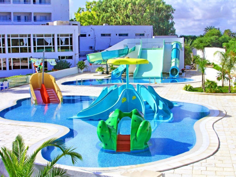 Club Tropicana