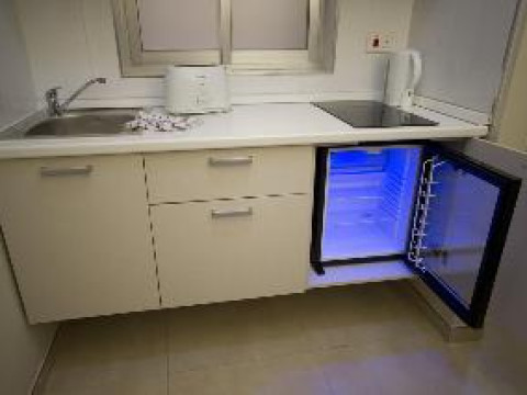 115 THE STRAND HOTEL amp; SUITES